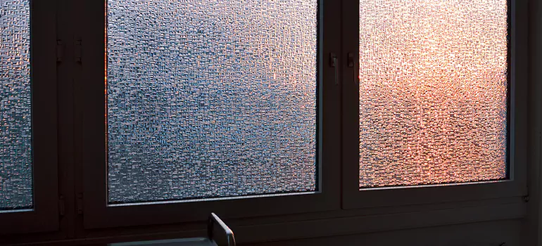 Frosted Glass Window Replacement in Wright, FL