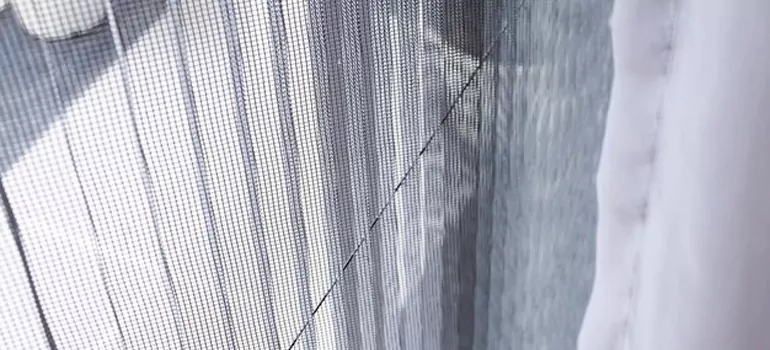 Fixing Screen Window Mesh in Wright, FL